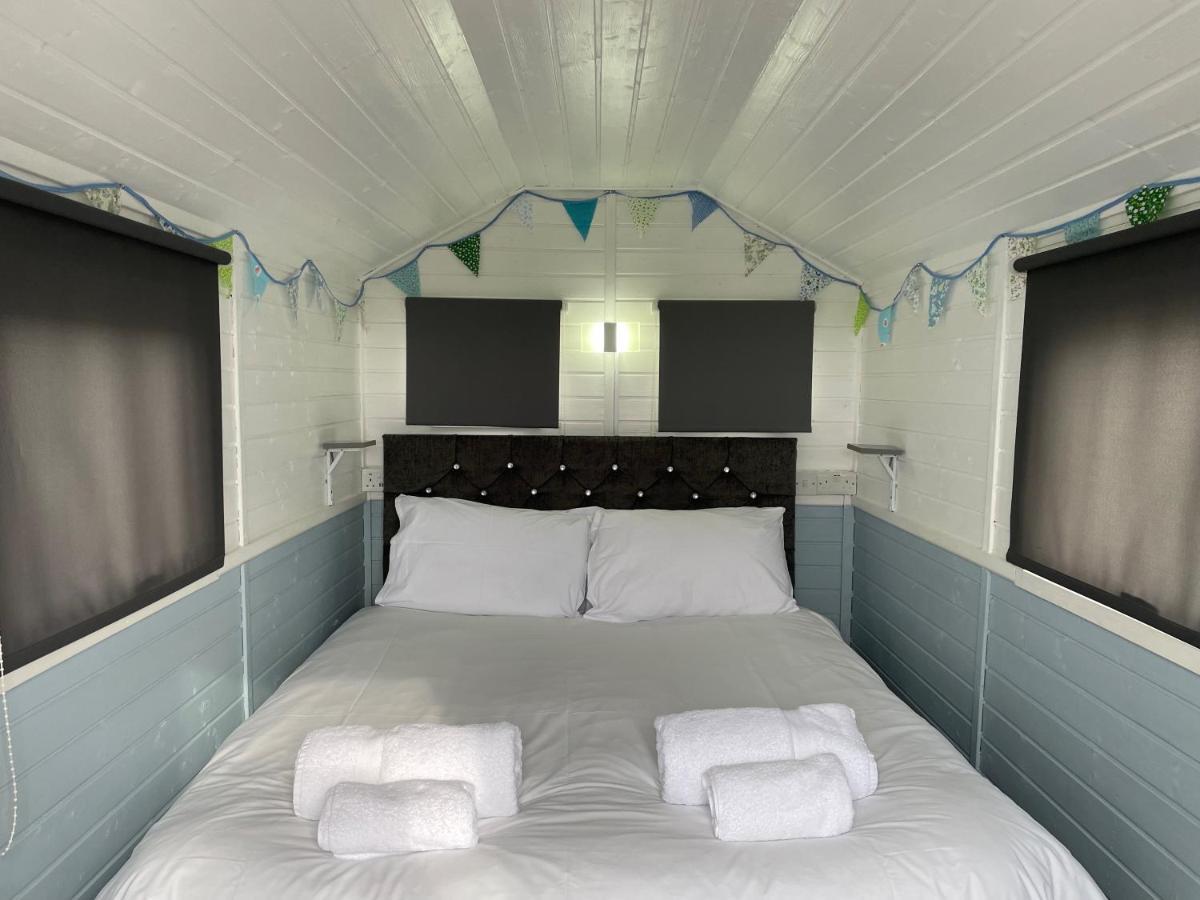 Estuary View - Cosy Shepherds Hut 킹스브리지 외부 사진